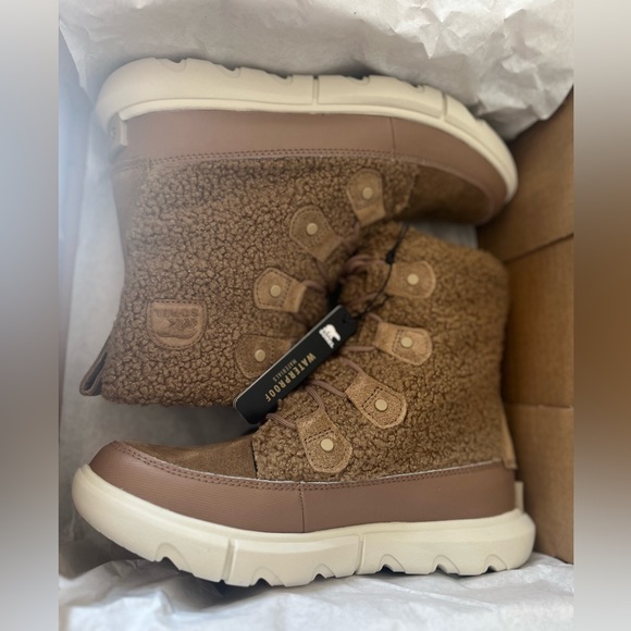 NWT EXPLORER™ II JOAN COZY SHERPA WINTER BOOT Delta Fawn Taupe Tan | Size 8.5 - Picture 5 of 11